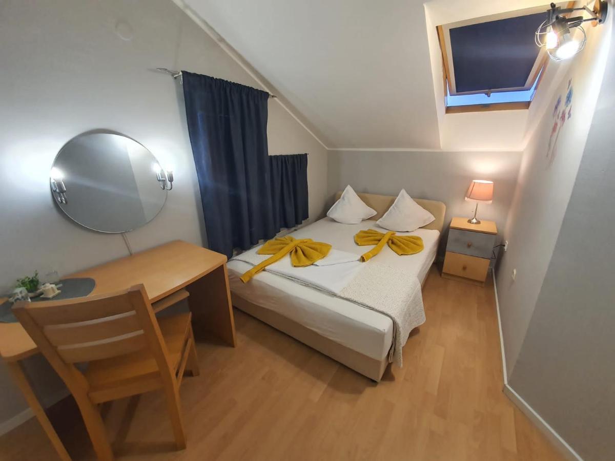 Apartment D Free Parking & Wifi, Walking Distance To Centrum Zadar Dış mekan fotoğraf